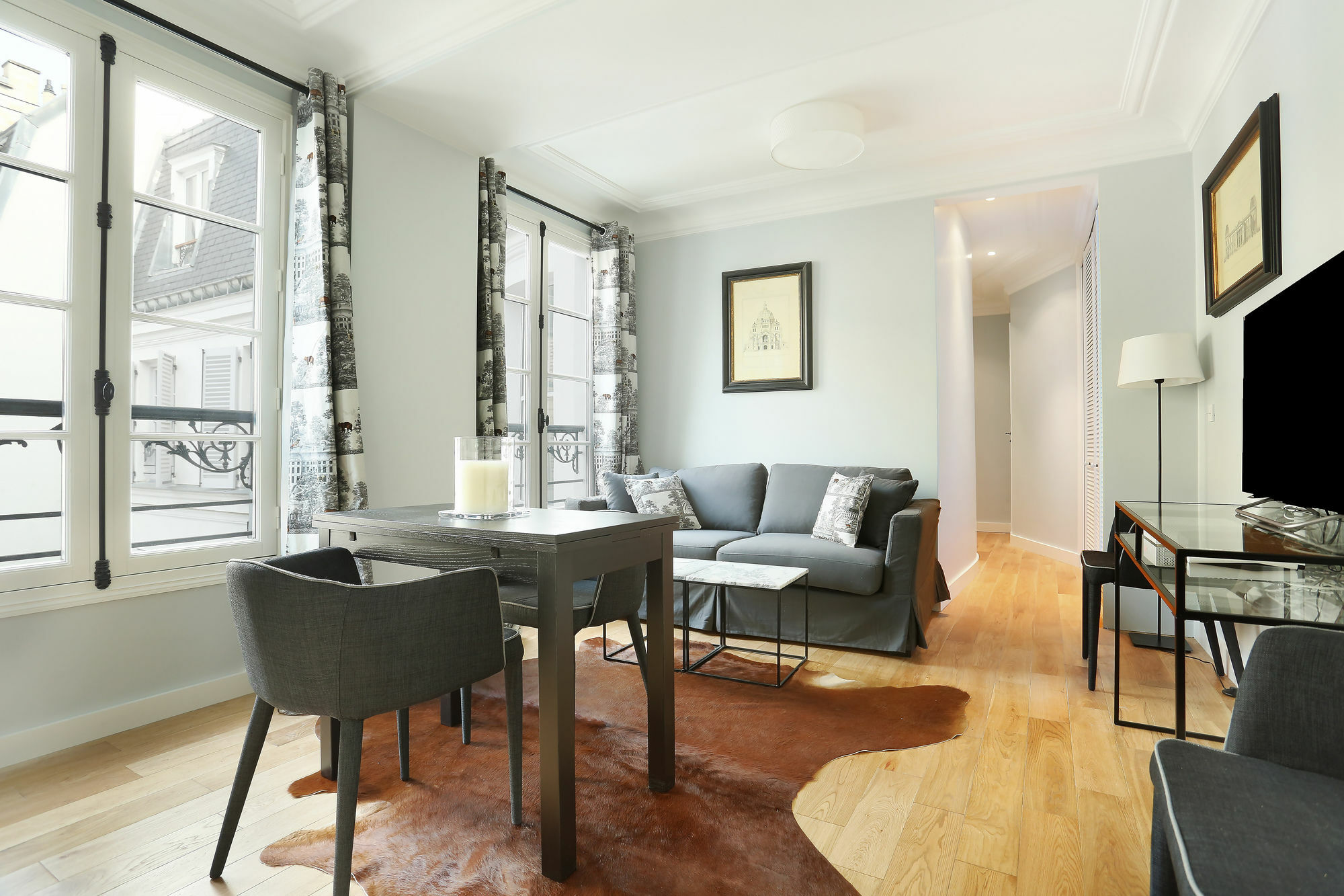 Prestige Tour Eiffel Apartment